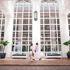 https://pullman-cairns-international.cairnshotels4all.com