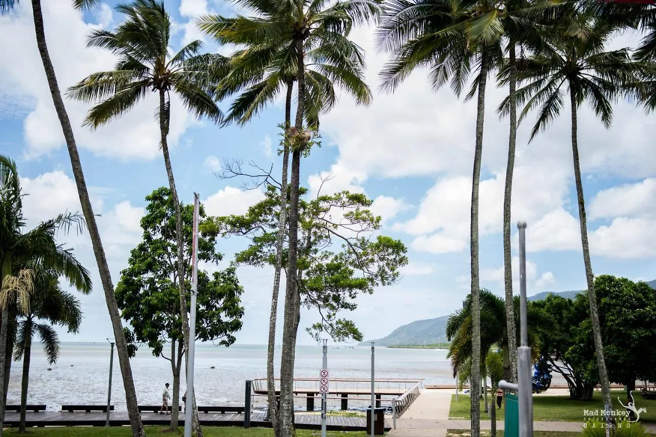 Mad Monkey Waterfront Vandrarhem Cairns